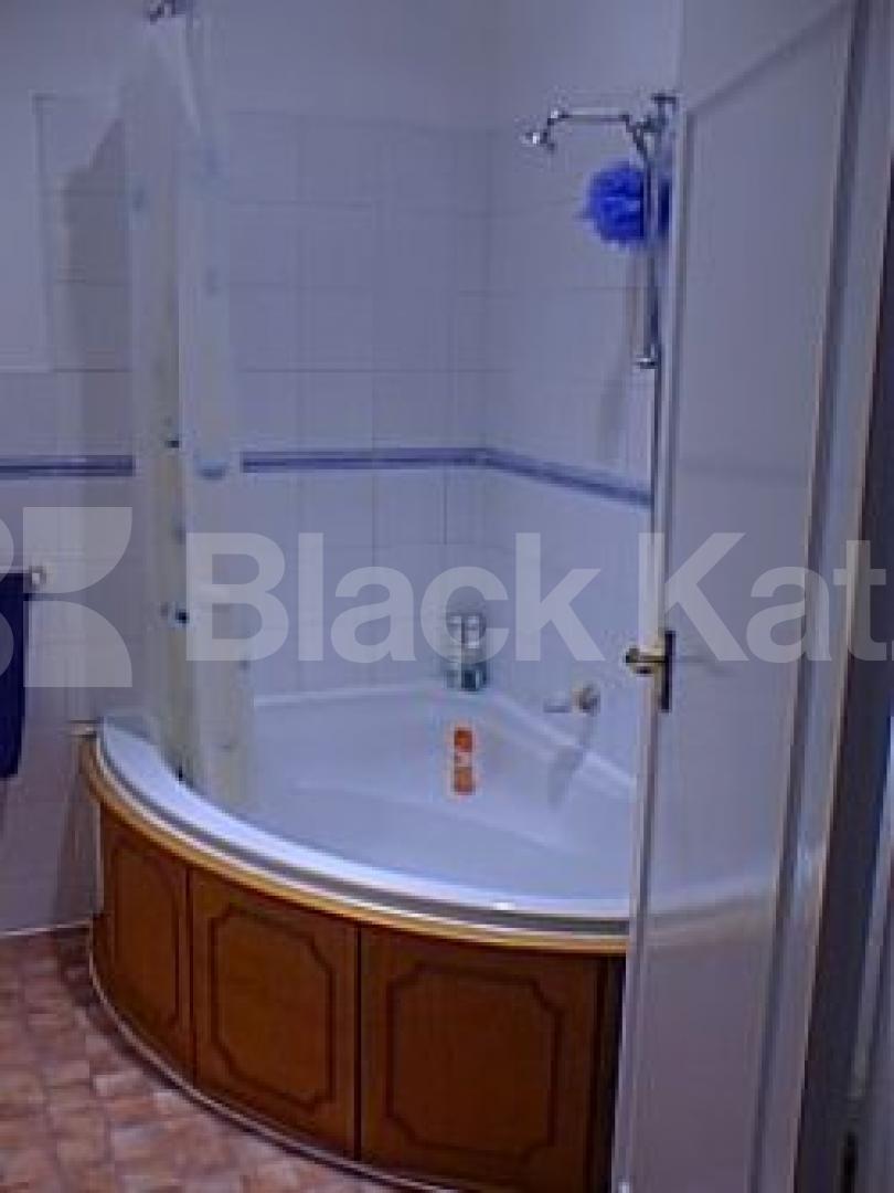 			NEW INSTRUCTION, 1 Bedroom, 1 bath, 1 reception Flat			 Hillmarton Road, HILLMARTON CONSERVATION N7